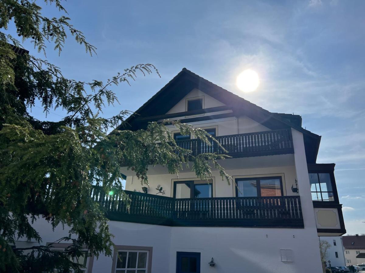 Aparthotel Parsberg Lferstl Extérieur photo